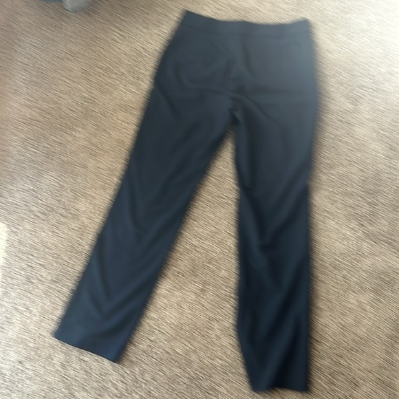 Ann Taylor Kate Fit Deep Navy pants size 2 Excellent condition. - Picture 3 of 4